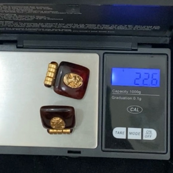 Vintage Unsigned Amber Lucite Victorian Lady Cameo Clip Earrings 22.6g - Picture 11 of 14